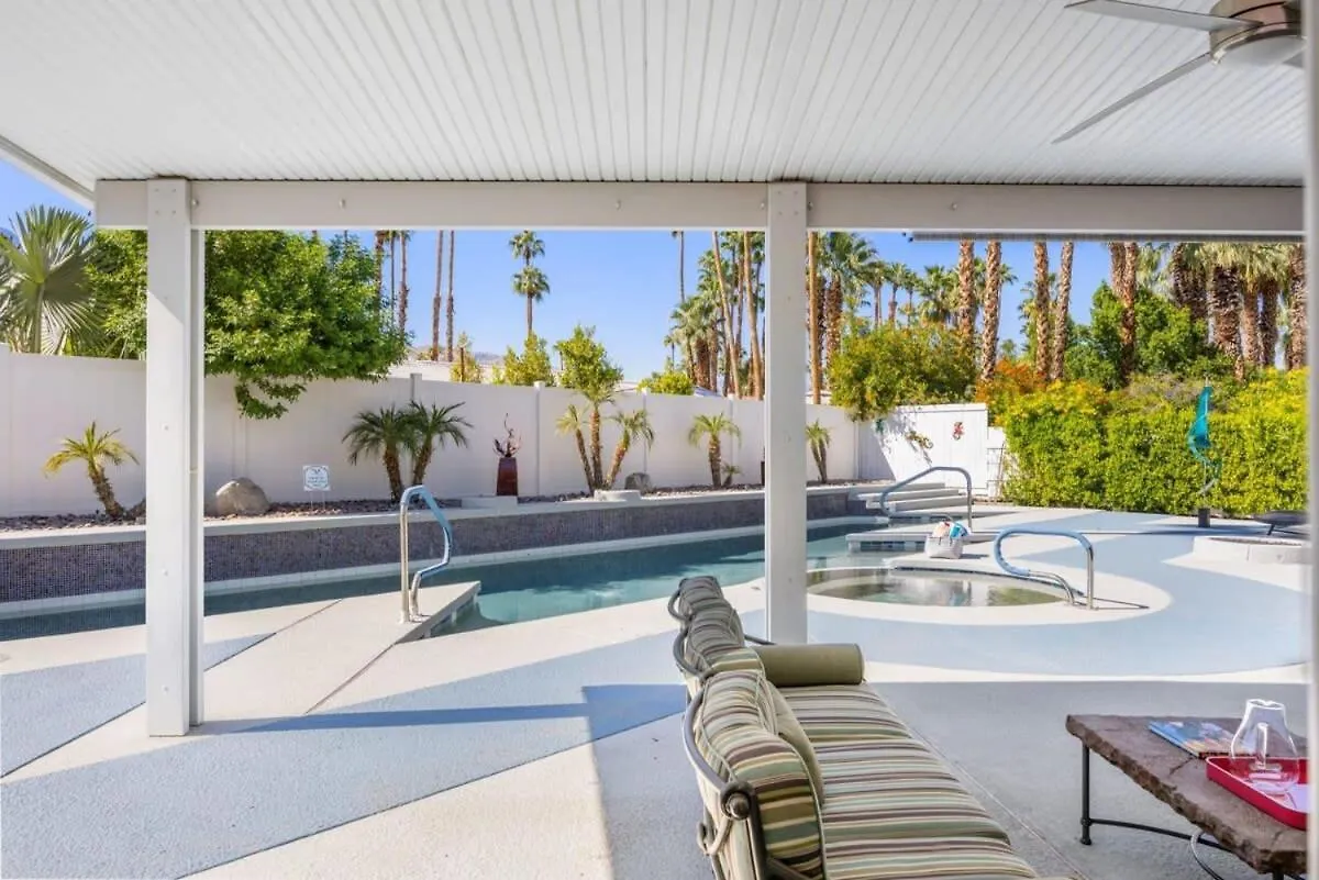Serenity Palms- Gorgeous Villa In Παλμ Σπρινγκς Σπίτι διακοπών