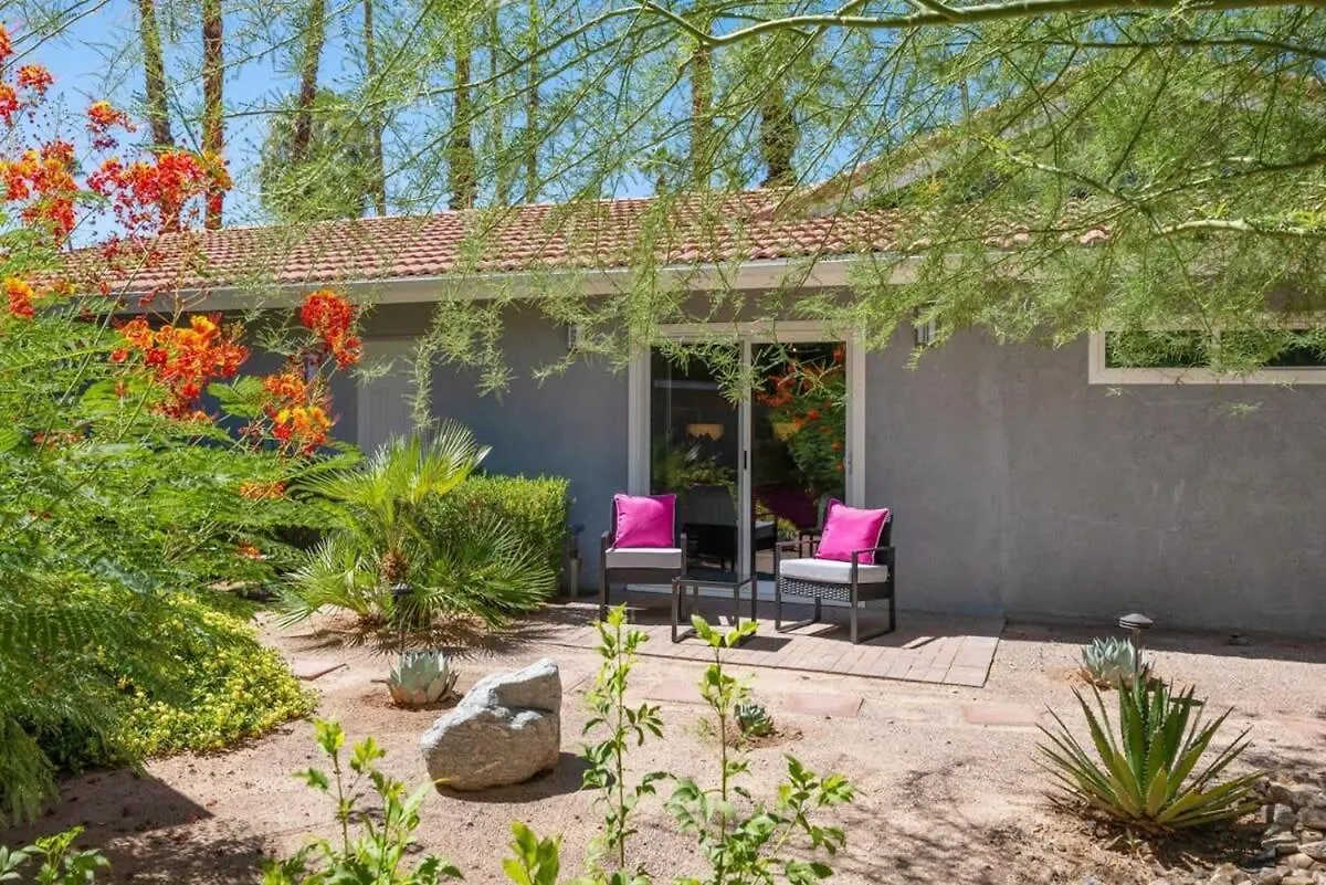 Serenity Palms- Gorgeous Villa In Palm Springs