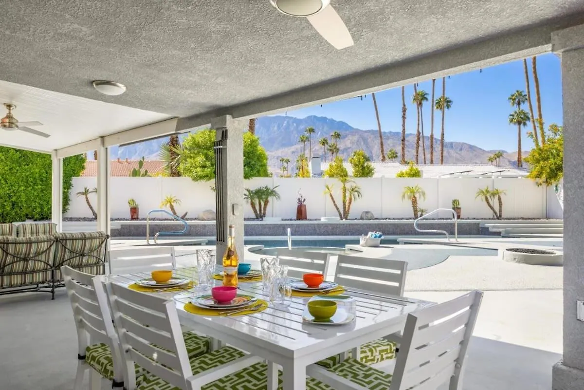 Prázdninový dům Serenity Palms- Gorgeous Villa In Palm Springs